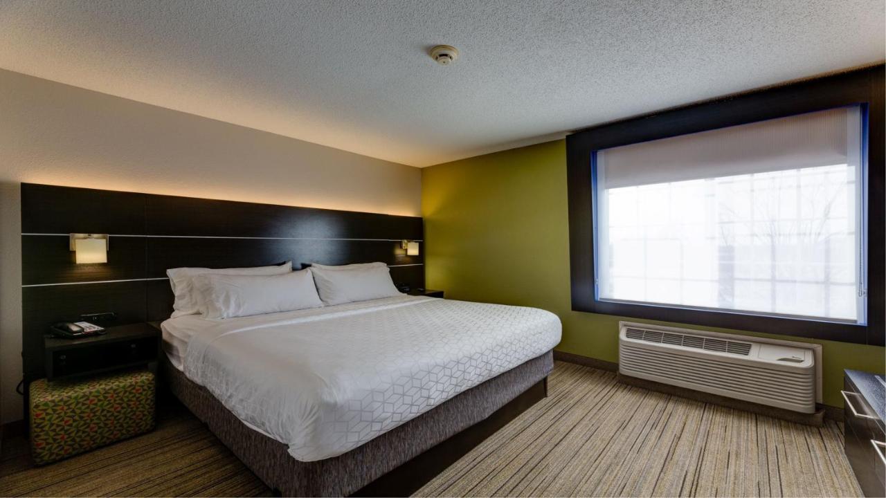 Holiday Inn Express & Suites Ashtabula-Geneva By Ihg Austinburg Exterior photo